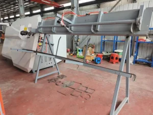 Fully-automatic-CNC-rebar-stirrup-bender-with-collection-rack-and-finished-stirrups